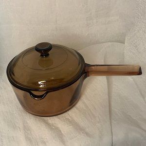 Vision Corning USA 1L Pour Spout Amber Glass Pan